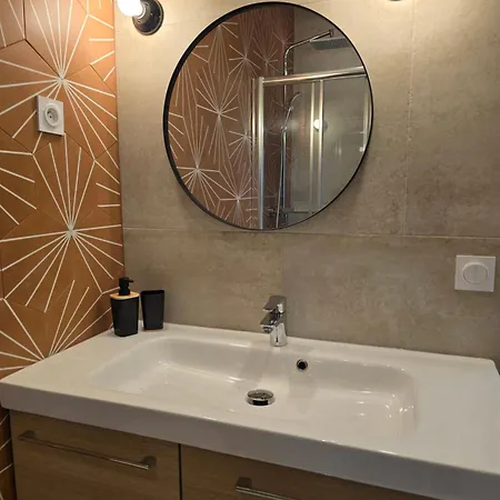 Renovated Loft Next To Monaco Apartment